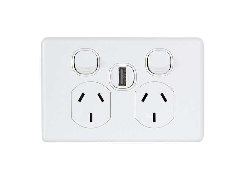 Clipsal - C2025USBC - Classic C2000 series, Twin Socket Outlet With ...