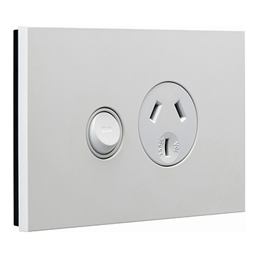 Clipsal Saturn Zen, Single Power Point, Horizontal Mount, 250V, 10A